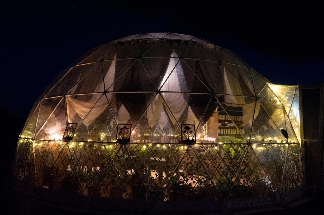 Garden Domes Villa ปวยร์โตนาตาเลส ภายนอก รูปภาพ