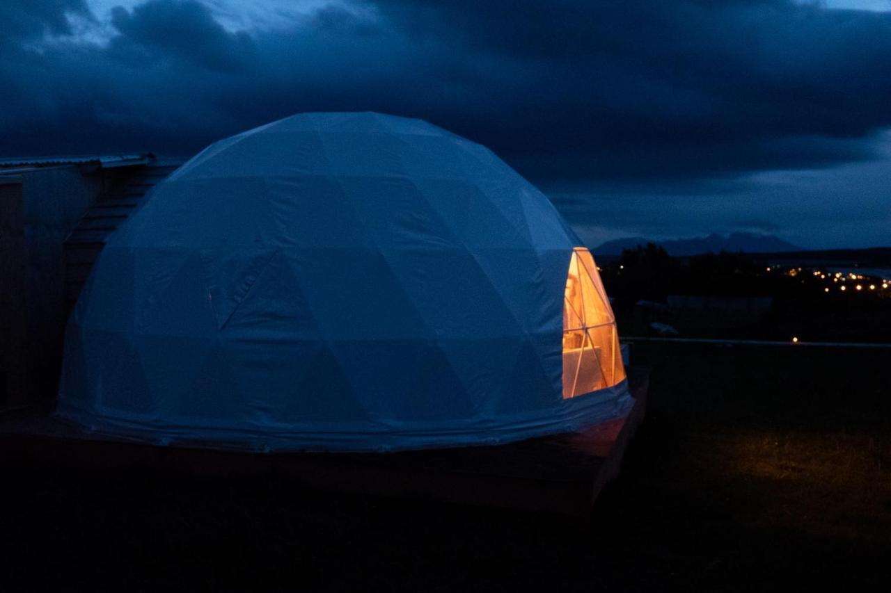 Garden Domes Villa ปวยร์โตนาตาเลส ภายนอก รูปภาพ